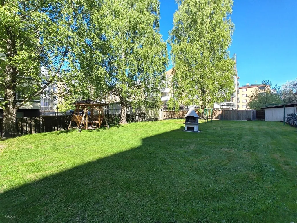 Giardino - First Floor Apartment with Balcony in Pori Centre