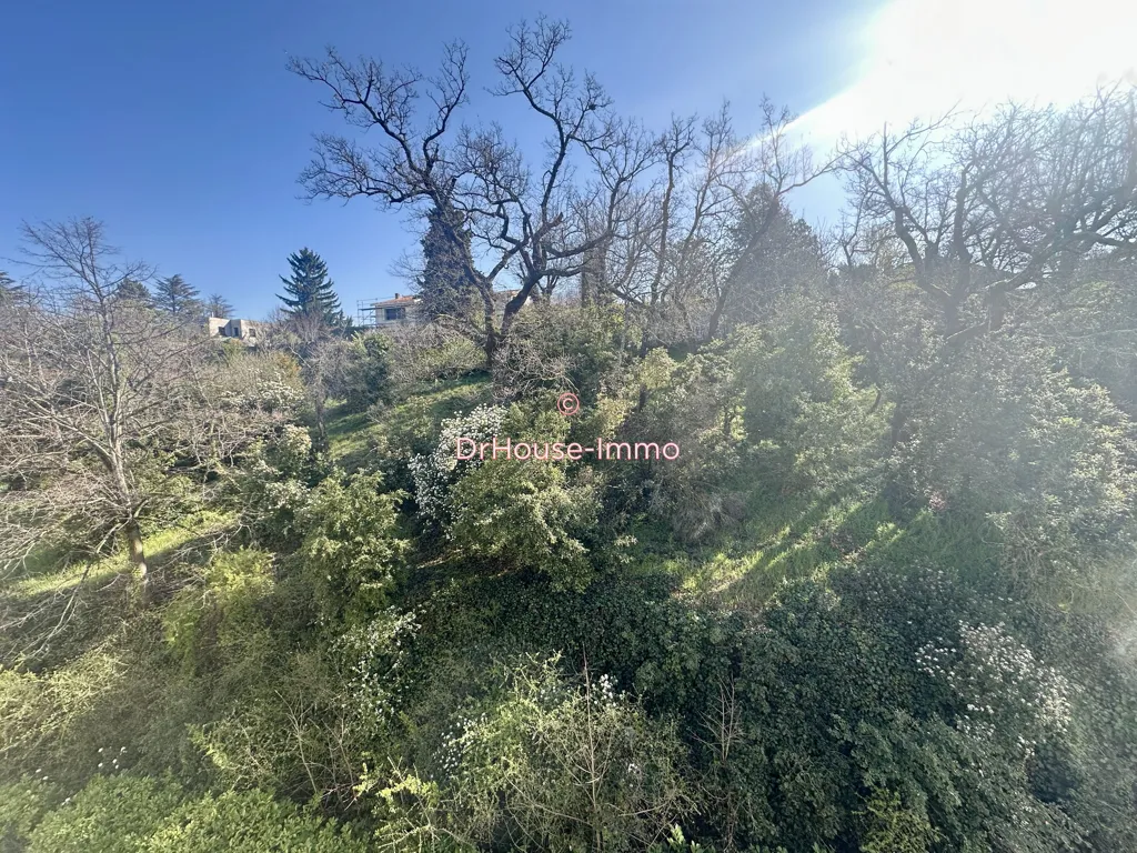Jardin - Appartement avec Terrasse dans Résidence Sécurisée à Valence