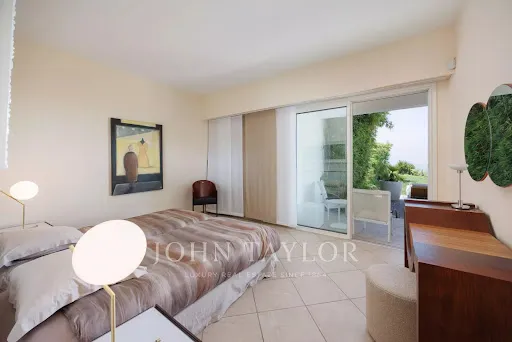 Chambres - Villa Contemporaine avec Vue Mer au Cannet