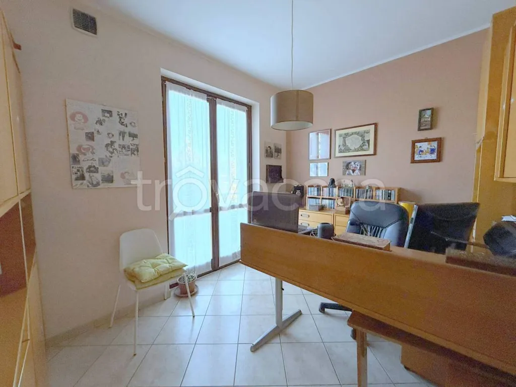 Kabinet - Two-Level Apartment with Terraces in Rivalta di Torino