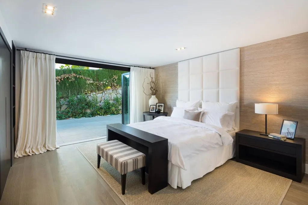 Chambres - Contemporary Villa with Golf Views in Nueva Andalucía