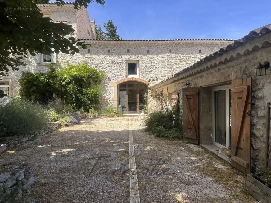 Jardin - Mas en Pierre avec Piscine près de Grignan