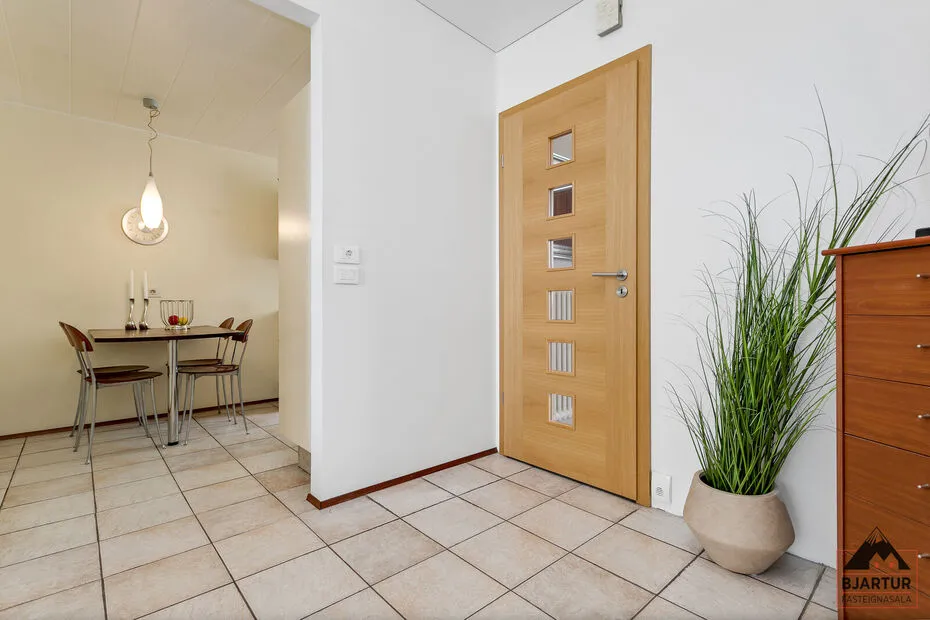 7-toaline kinnisvara asukohas Reykjavík