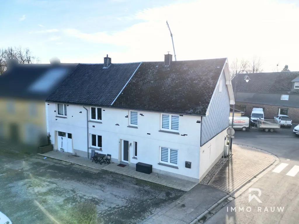 Vue aérienne - Maison à Trois Façades avec Potentiel d'Aménagement à Elsenborn