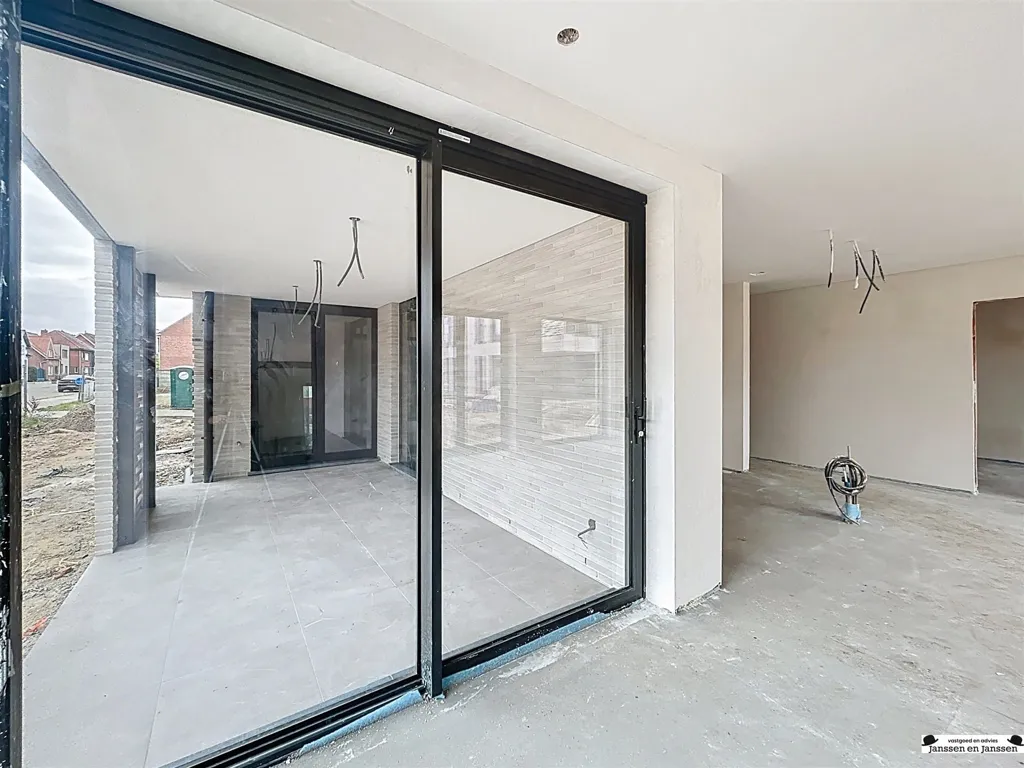 Pièces - Newly Built Apartment with Terrace in Gooreind