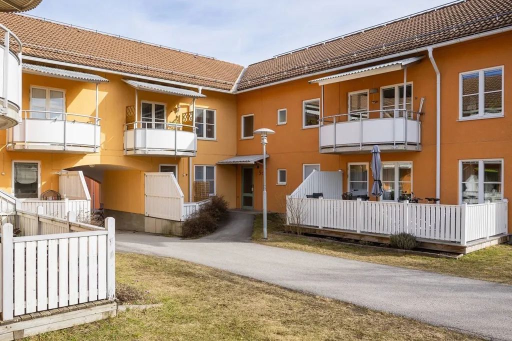 Välivaade - Bright Apartment with Balcony in Stenkumlet