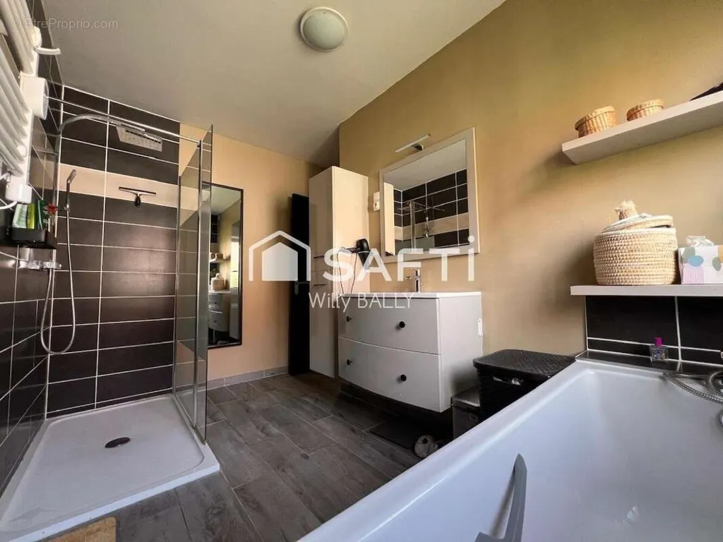 Maison 6 pièces à Beaurainville