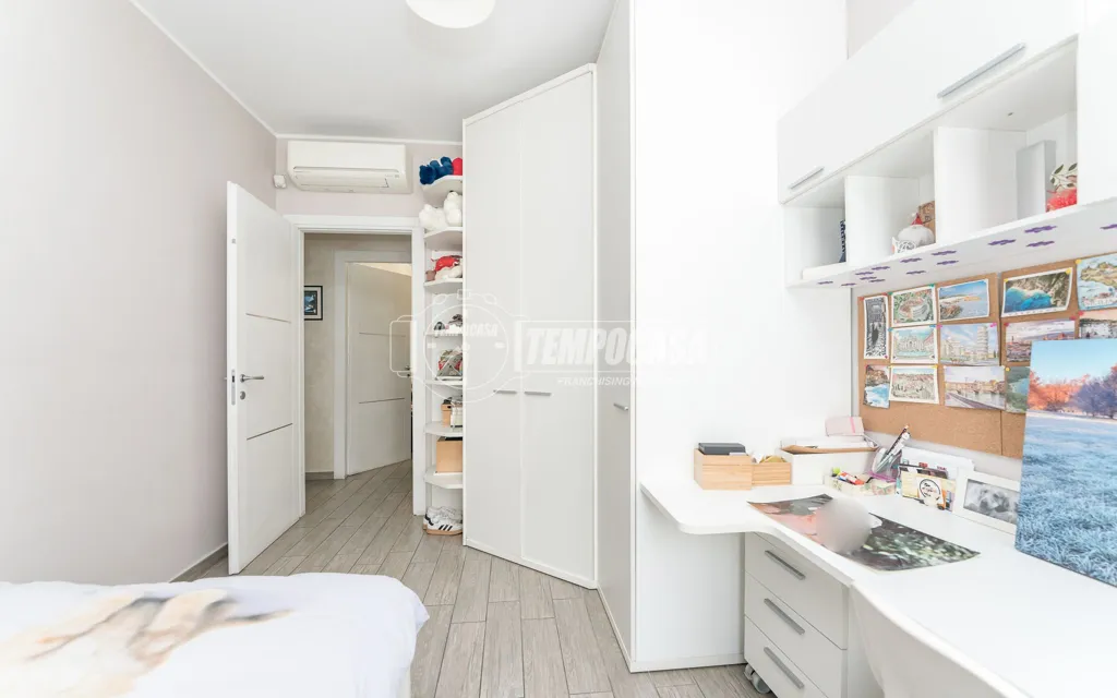Chambres - Quadrilocale with Private Gardens in Milan