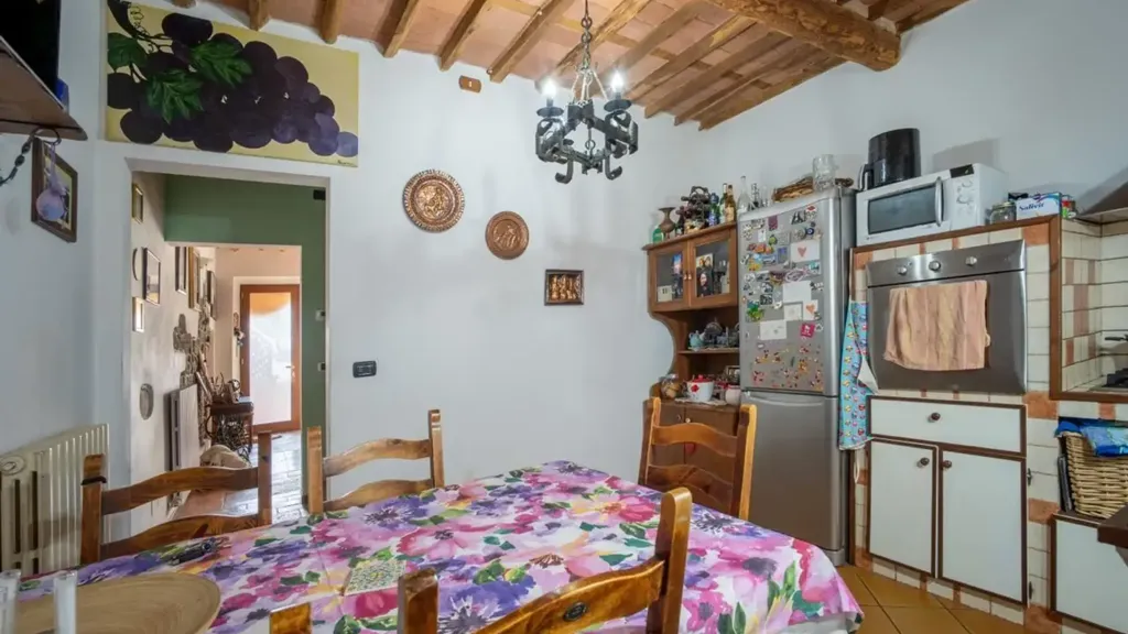 Salle à manger - Maison 5 pièces à IT