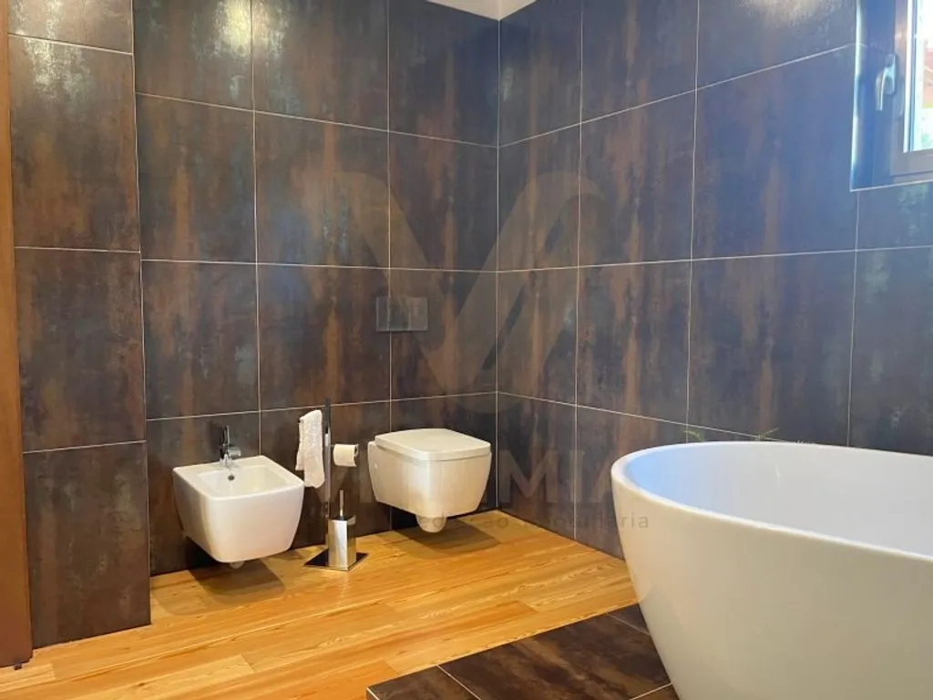 Vannitoad - Rustic-Modern Villa with Pool in Ponte de Lima