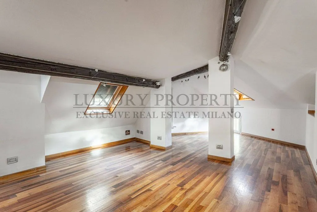Stanze - Luxury Apartment with Naviglio View in Milan