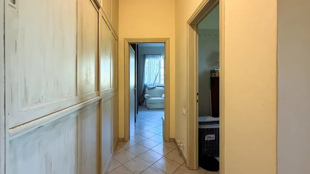 Hallway - Detached Villa with Dual Apartments in Massarosa
