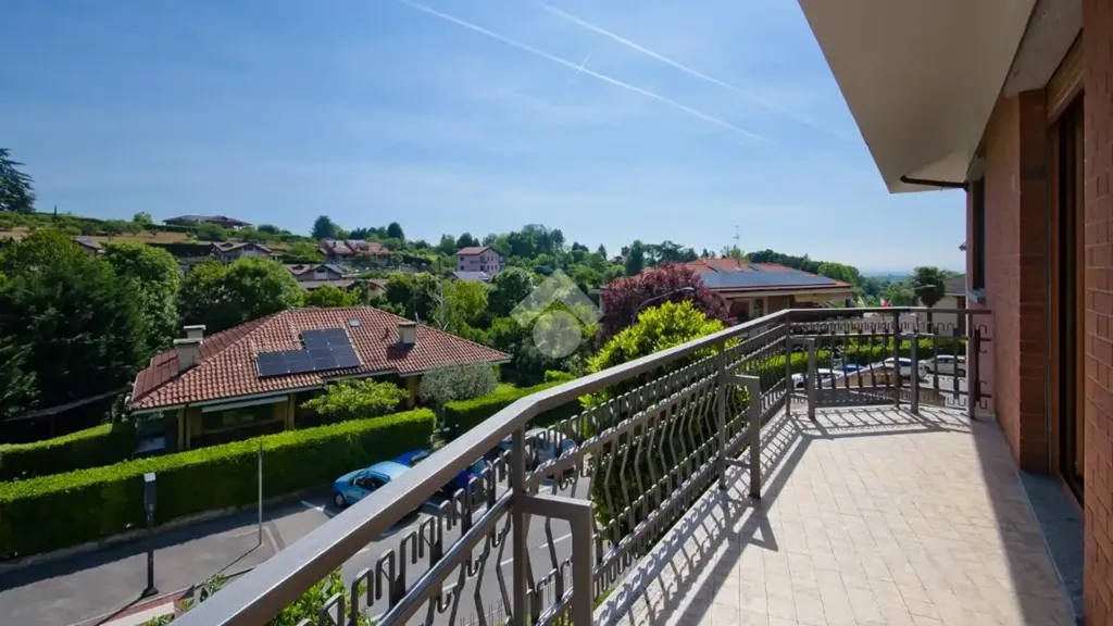 Balcon - Villa with Panoramic Terraces in Pecetto Torinese