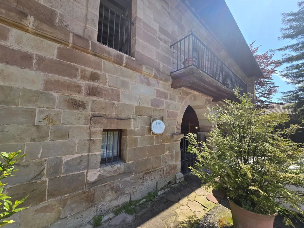 12-room house in Valdáliga