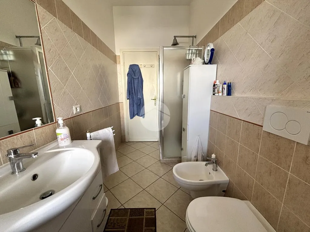 Vannitoad - 2-Bedroom Apartment with Balcony in Anzio