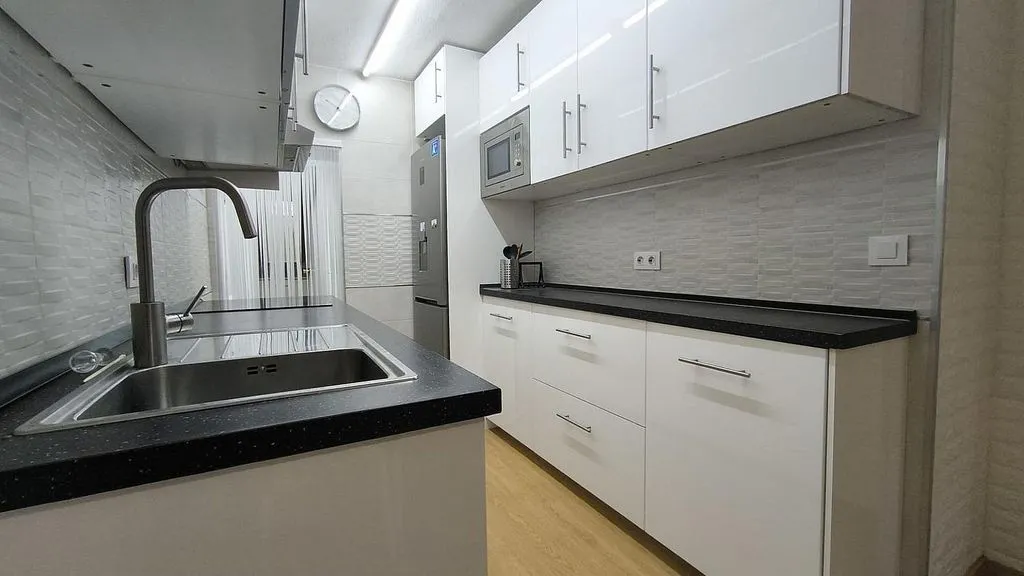 Cuisine - 1-Bedroom Flat with Balcony in Camas