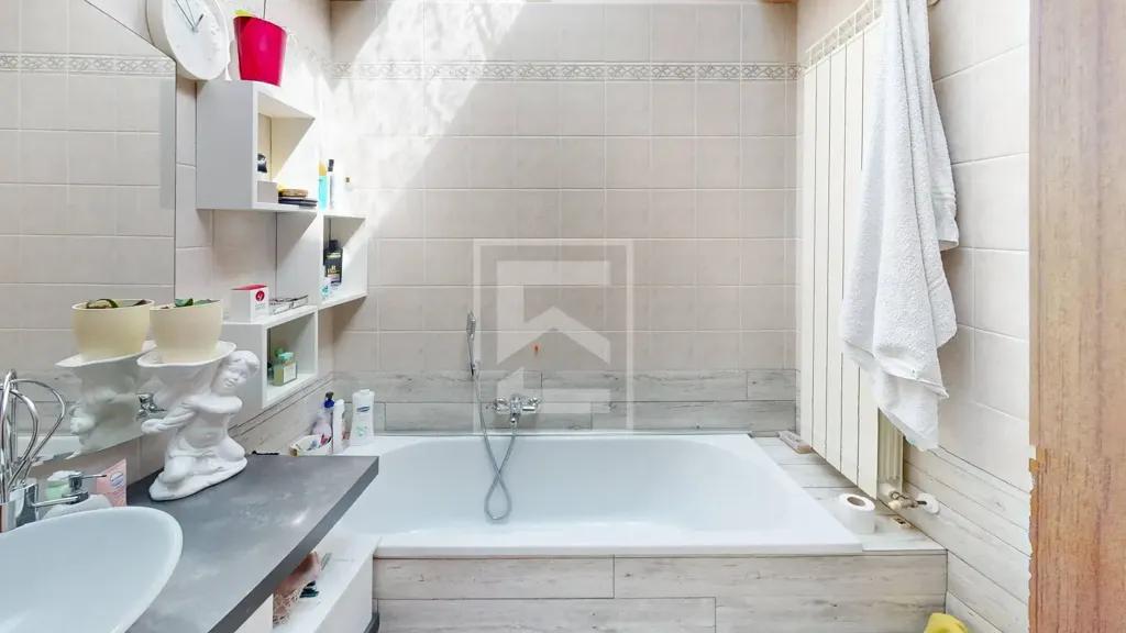 Salles de bain - Terraced Villa with Garden in Gavardo