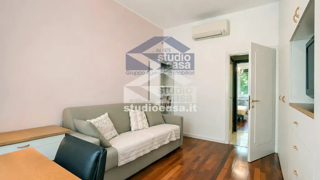 Séjour - Rearranged Apartment with Terrace in Milan