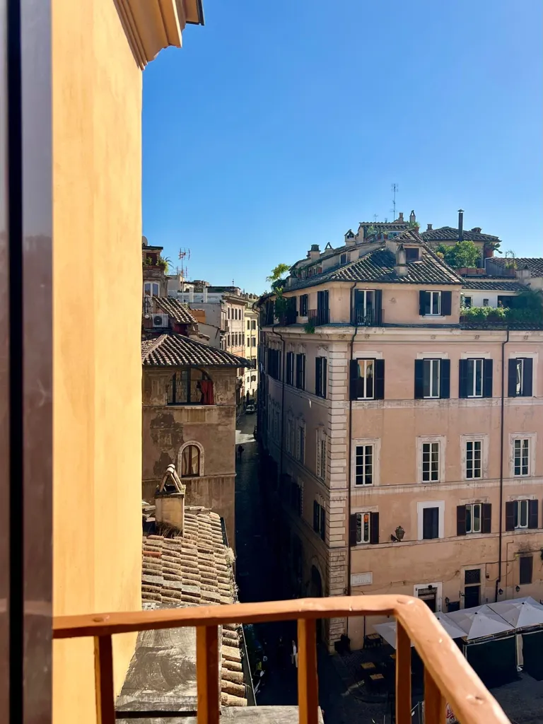 Balcone - Luxury Apartment with Historic Views in Rome