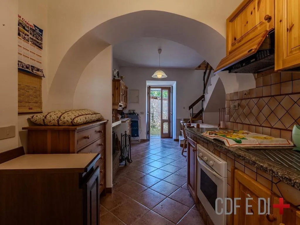 Cuisine - Three-Bedroom Apartment with Garden in San Clemente