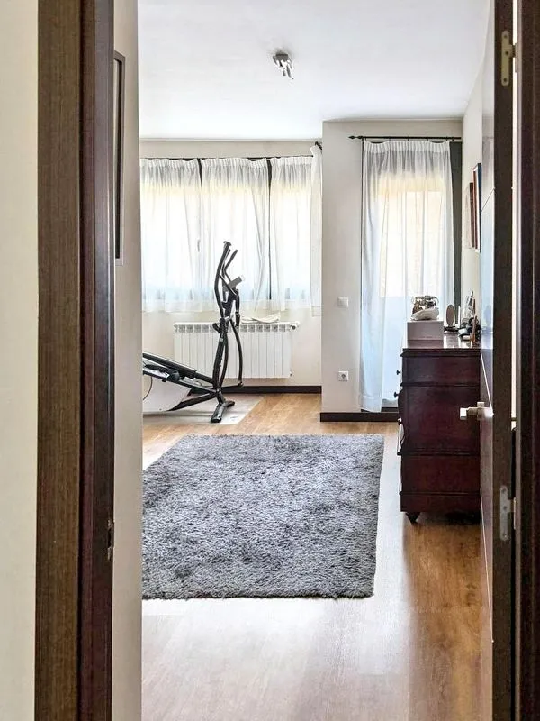 hallway_entrance