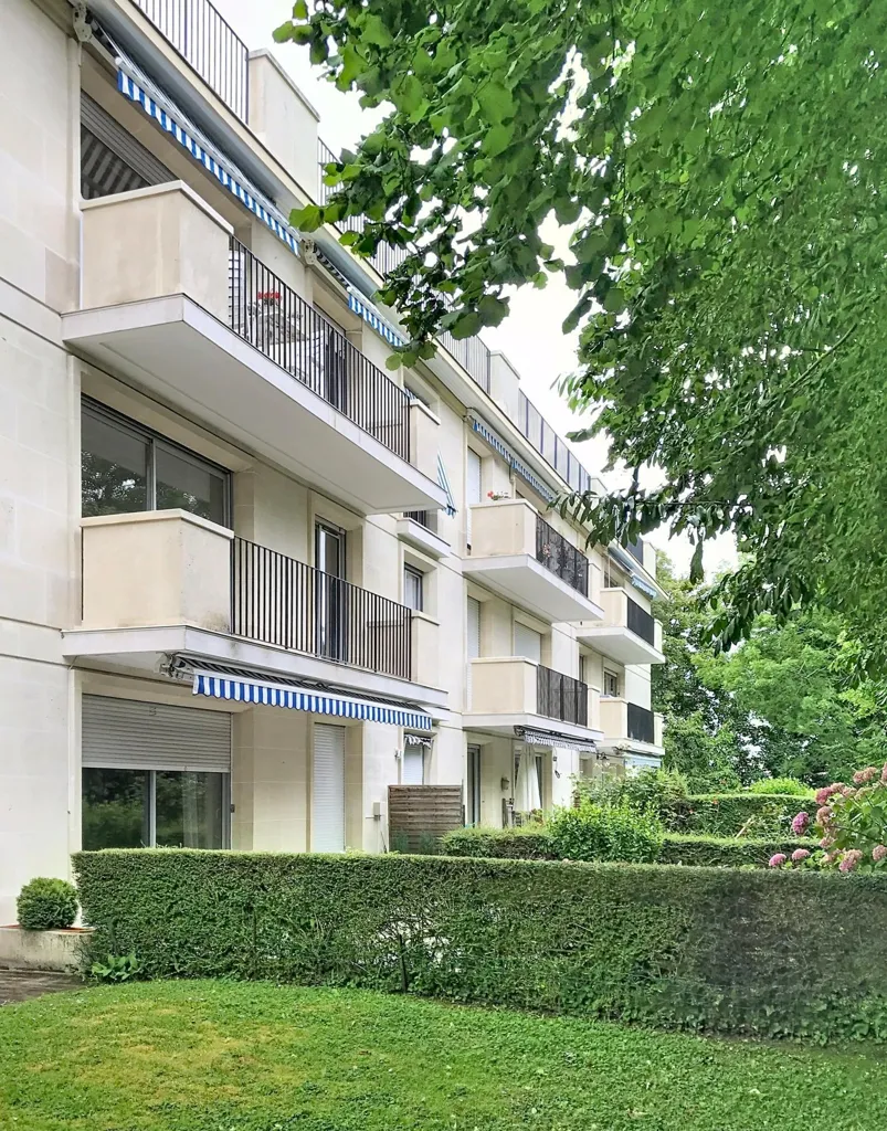 Esterno - 4-Piece Flat with Balcony near Meudon Observatory