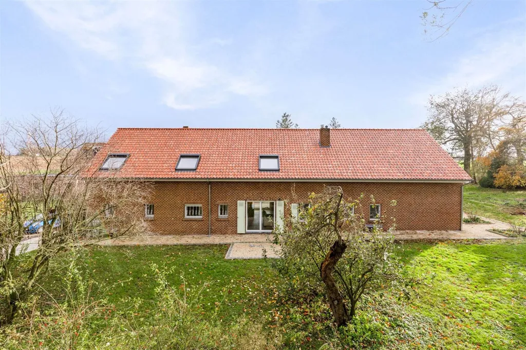 Välivaade - Spacious House with Garden in Herne