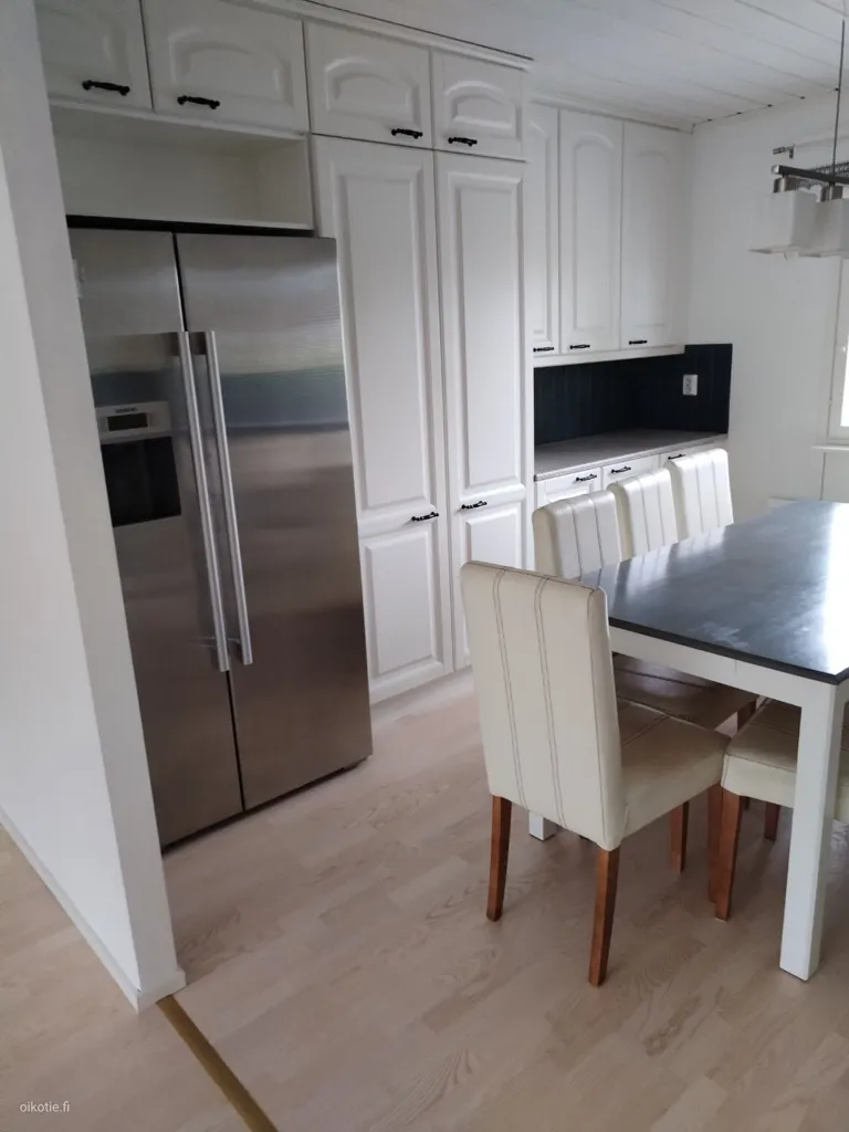 Sala da pranzo - Apartment with Sauna in Varkaus, Käpykangas