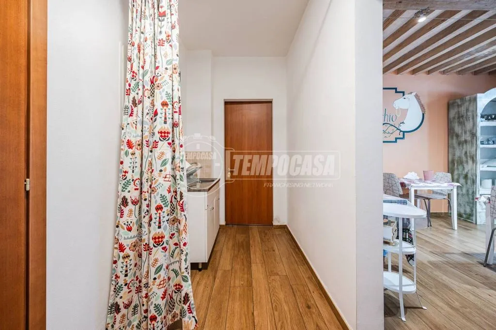 Esik - Rustic Villa with Garden in Minerbio