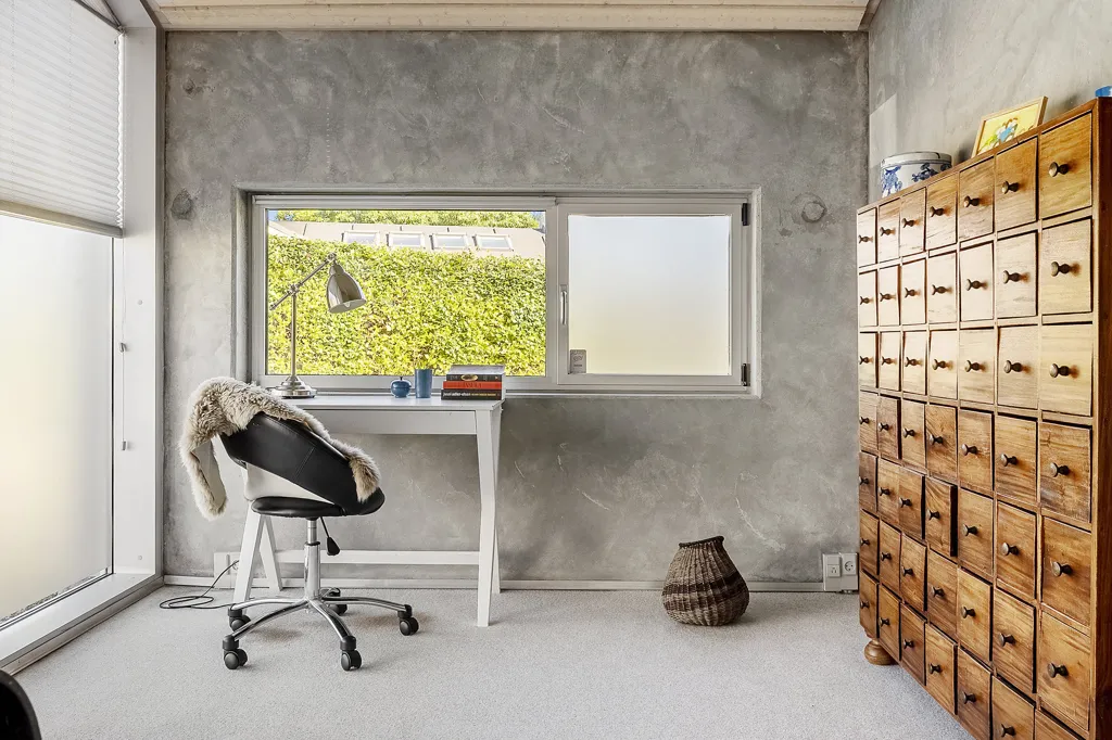 Studio - Architectural Holiday Home with Water View in Snaptun