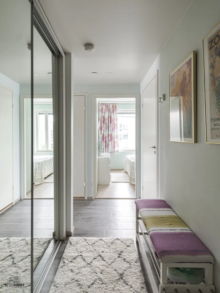 Ingresso - Modern Apartment with Balcony in Halkoniemi