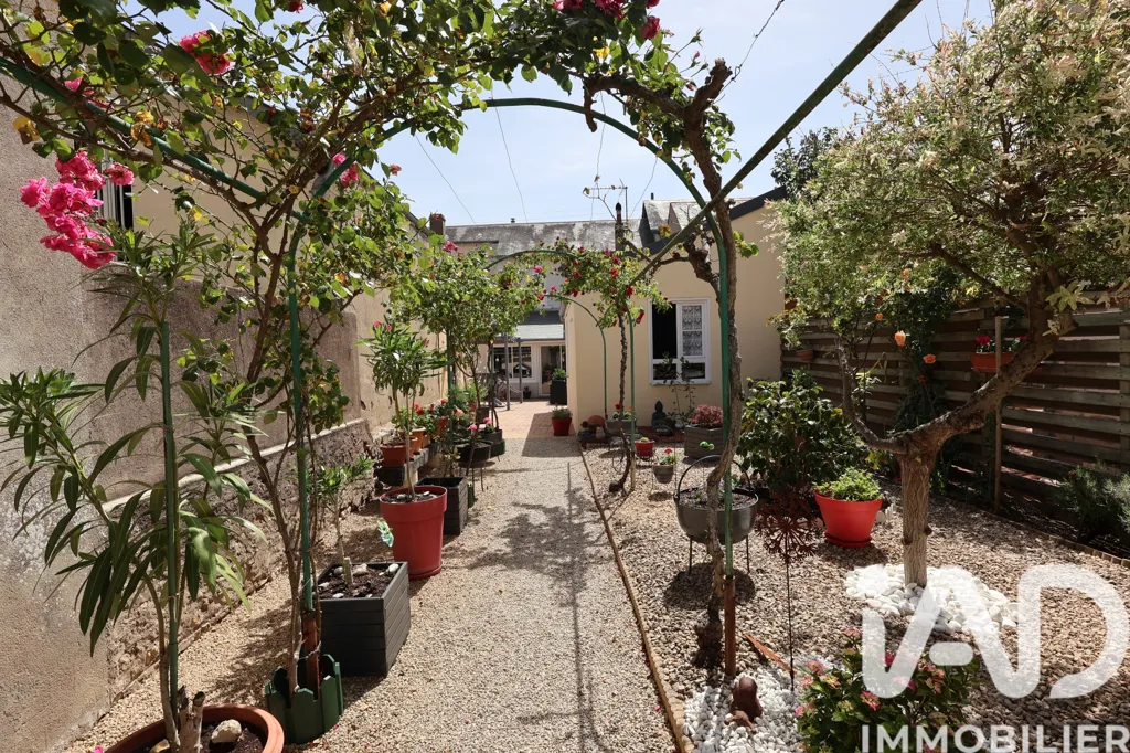 Jardin - Maison de Ville avec Terrasse à Thouars