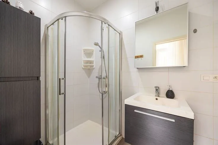Salles de bain - Appartement à Borgerhout, Antwerp