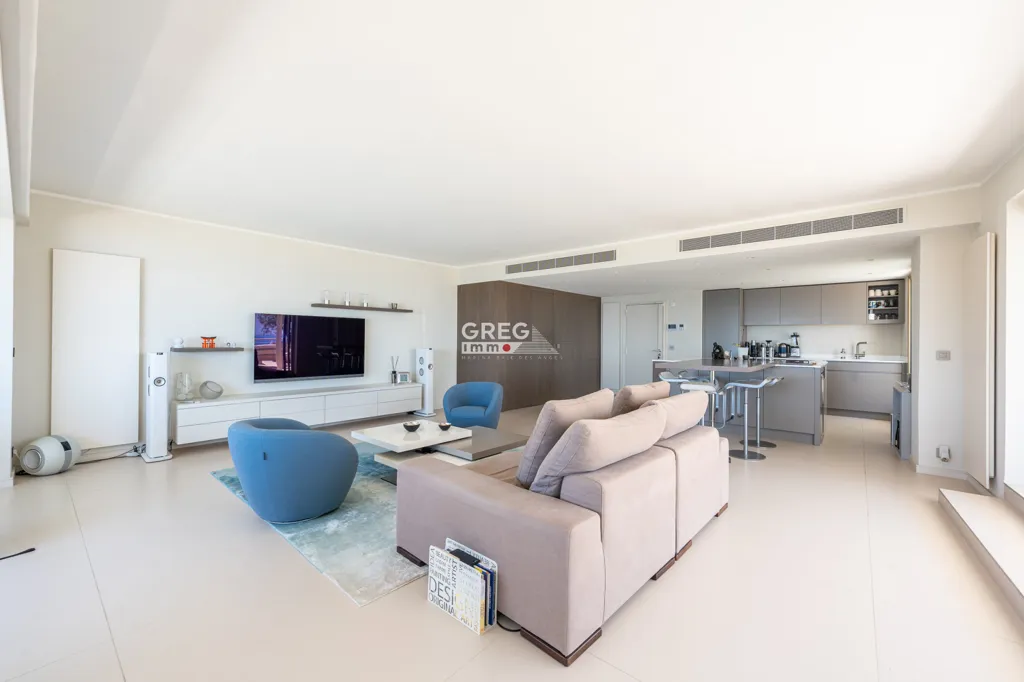 Soggiorno - Panoramic Sea View Penthouse in Nice Marina