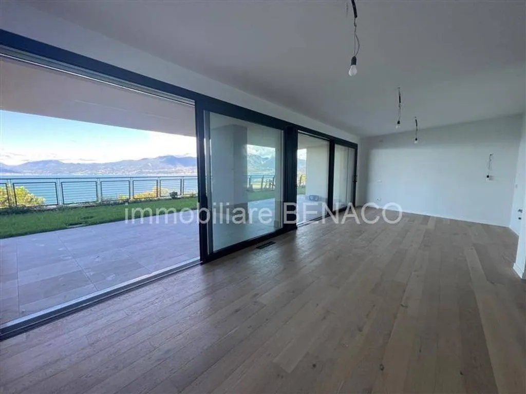 Séjour - Luxury Apartment with Pool in Torri del Benaco
