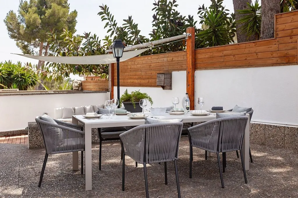 Terrazza - Chalet with Pool in Montemar