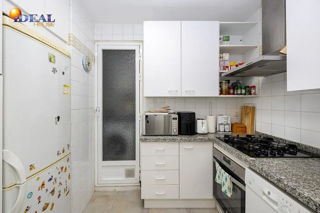 Köök - Furnished Flat in Gran Capitán, Granada