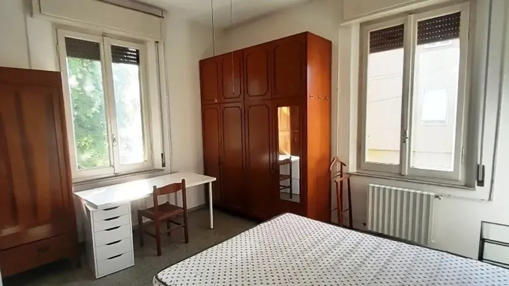 Chambres - Trilocale with Balcony in Parma