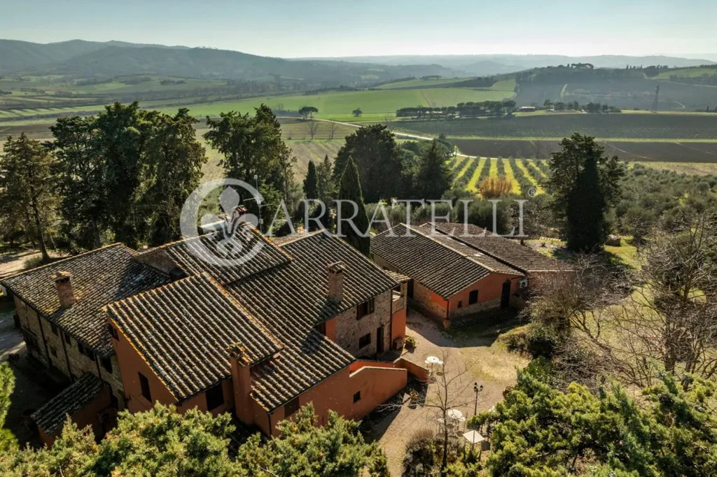 Õhuvaade - Rustic Casale with Pool in Castiglione del Lago