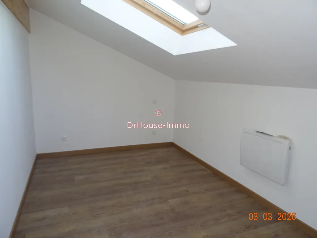 Rooms - Renovated Stone House with Garden in Saint-Savin