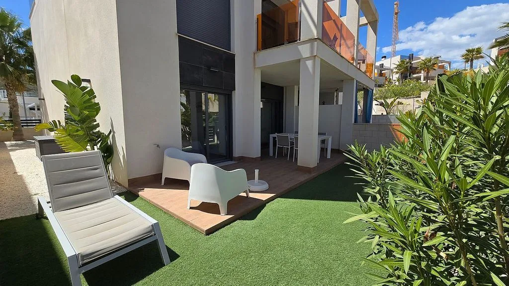 Terrazza - Apartment with Private Garden in Finestrat
