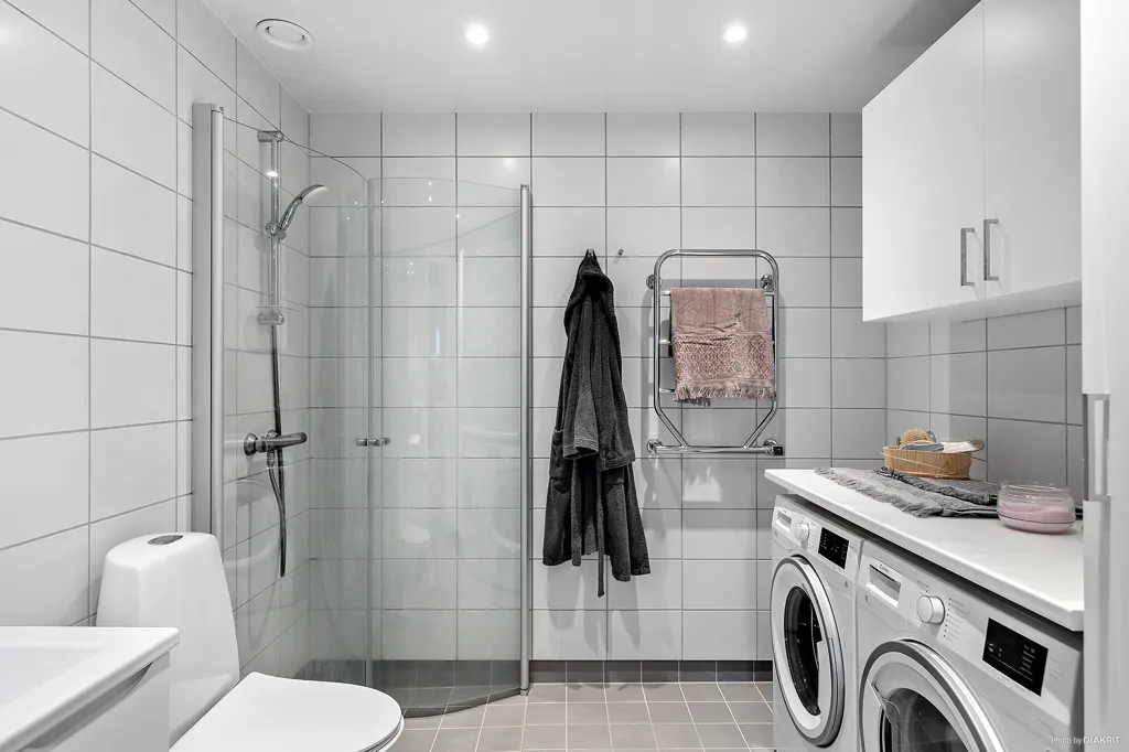 Bathrooms - Modern Flat with Glazed Balcony in Nyby