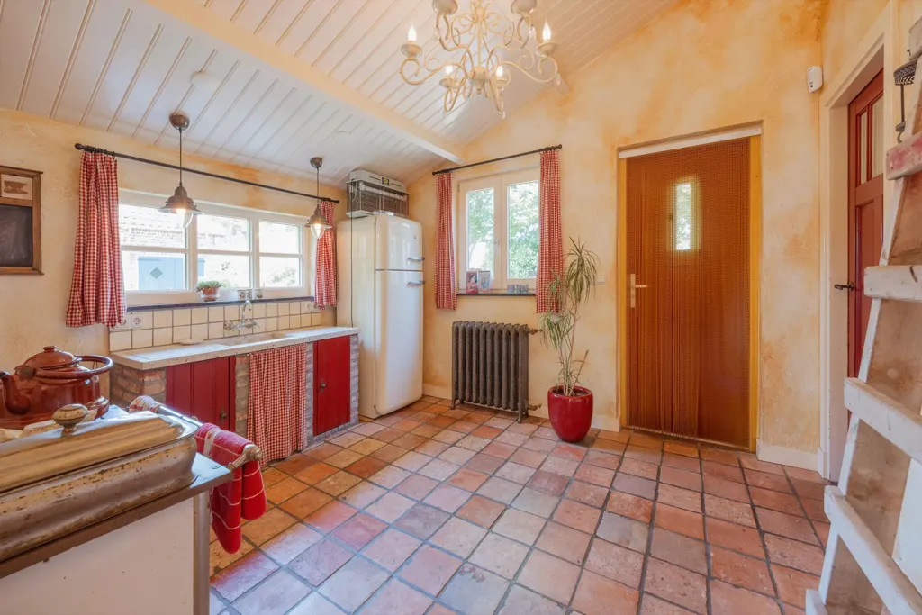 Cuisine - Characterful Farmhouse with Pool in America