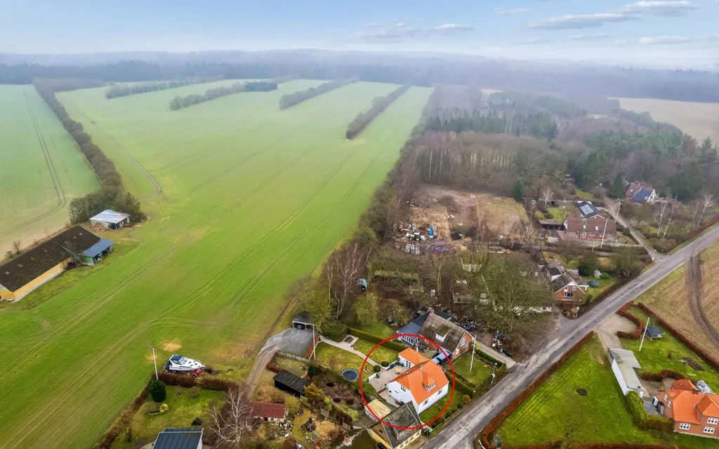 6-toaline maja asukohas Grenaa