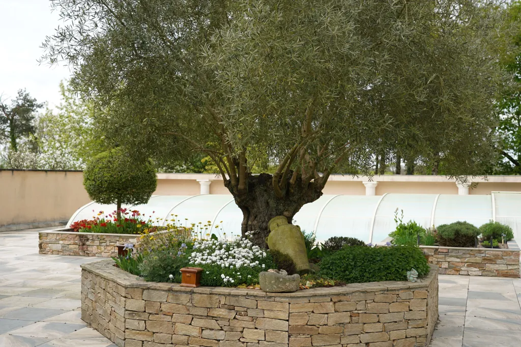 Giardino - Family House with Pool in Goven
