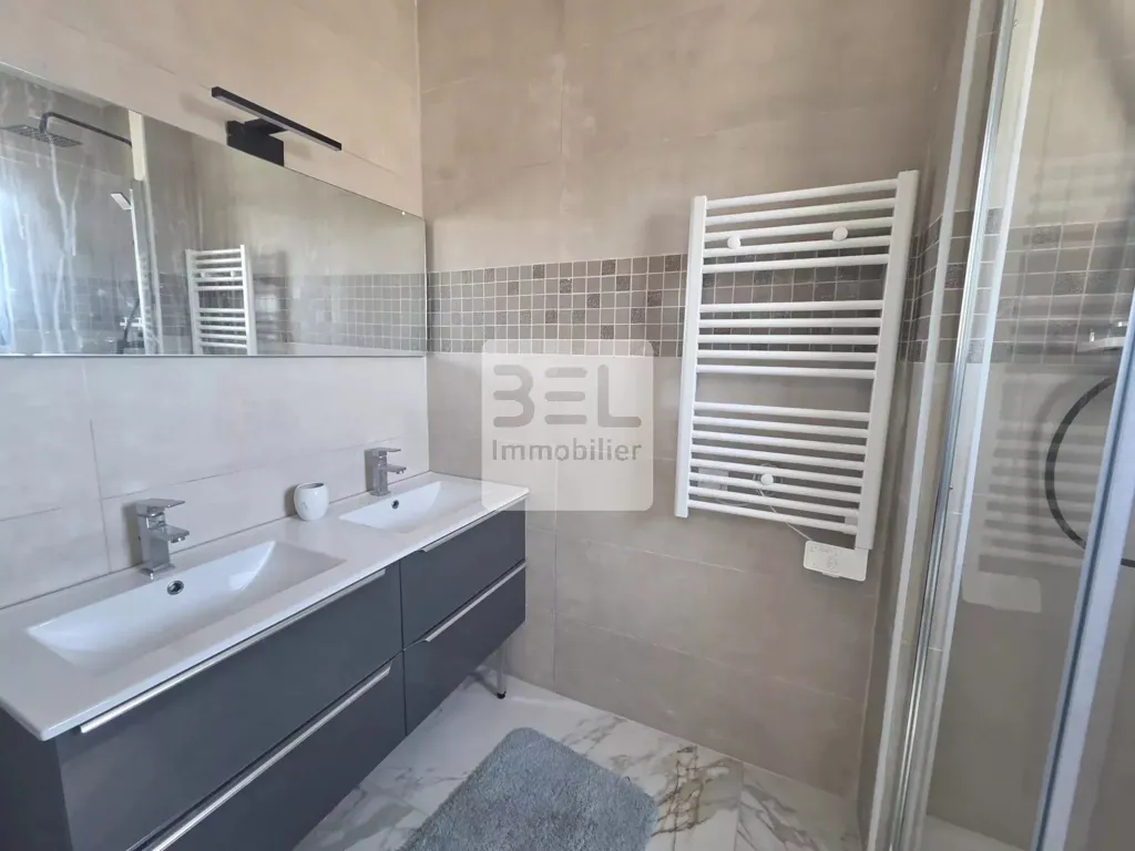 Bagni - Contemporary Villa with Garage in Nice
