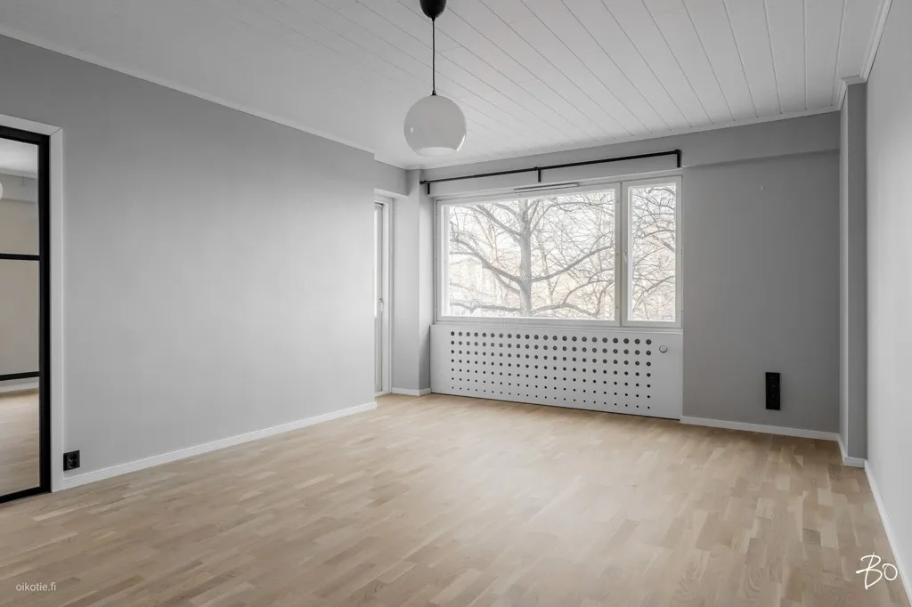 Rooms - Renovated Apartment with Balcony in Turku