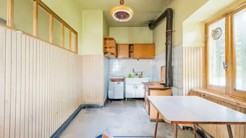 Kitchen - Rustic House with Garden in Cigliè
