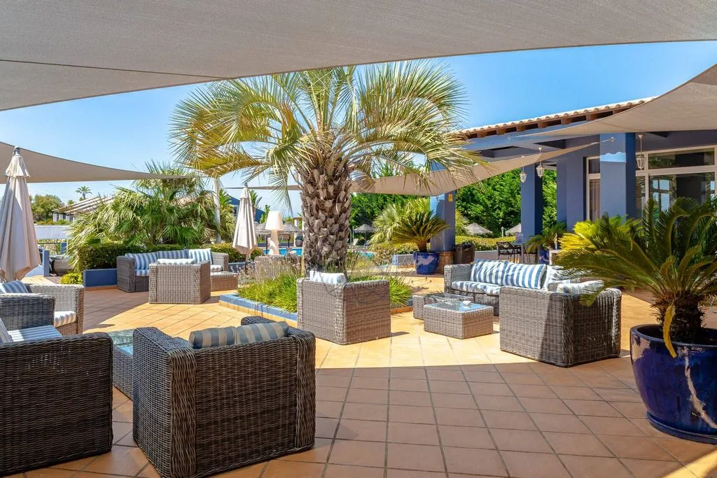 Terrass - Operational Resort Hotel with Villas in Praia Da Luz
