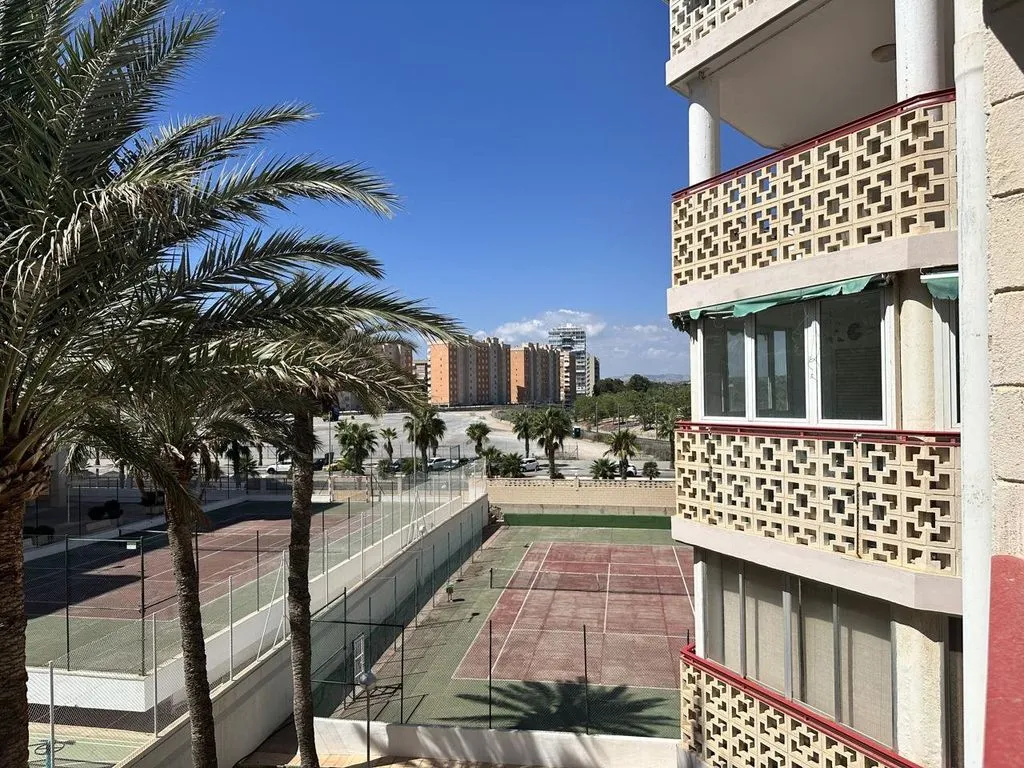 Balcon - Beachfront Flat with Pool in Alicante